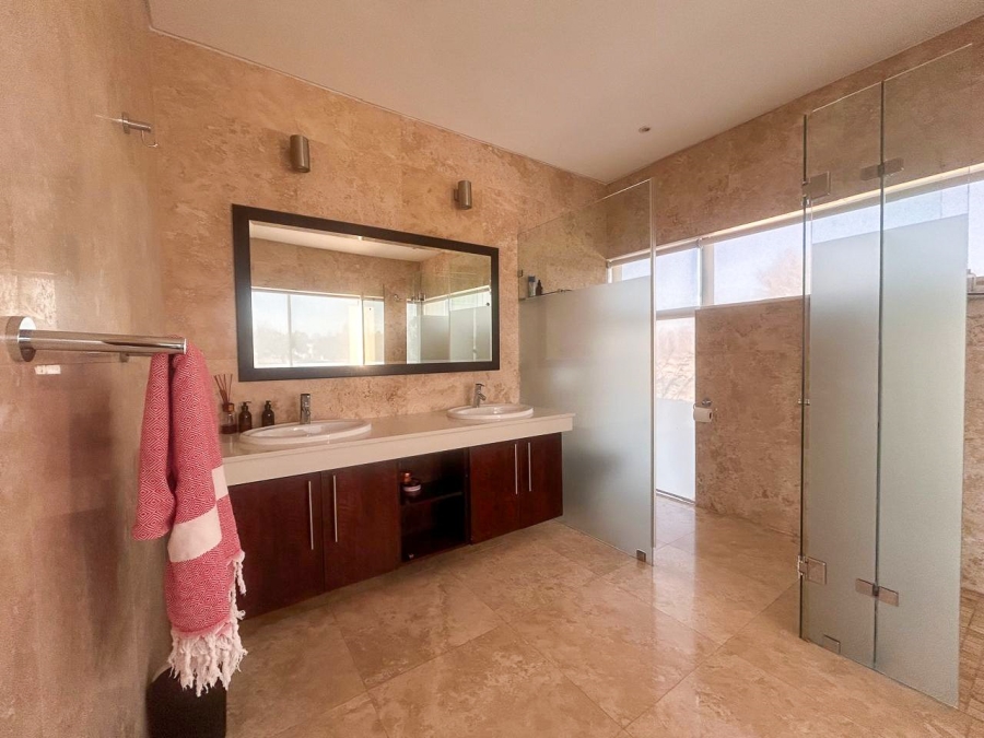 5 Bedroom Property for Sale in Waterford Golf and River Estate Free State